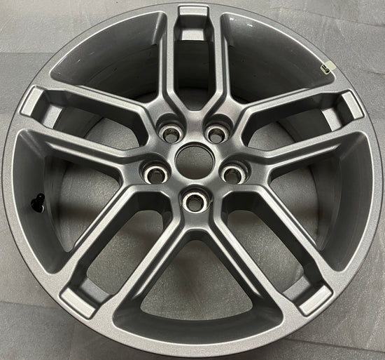 One single 2025 Ford Explorer  Wheel  18" Factory OEM Rim RB5C1007B1A