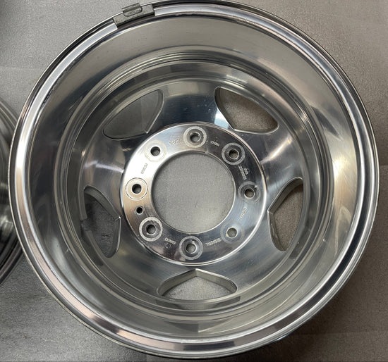 Sold One Single 2011-2022 CHEVY GMC 3500 Dually Rear Factory 17 Wheel Rim 5520 OEM