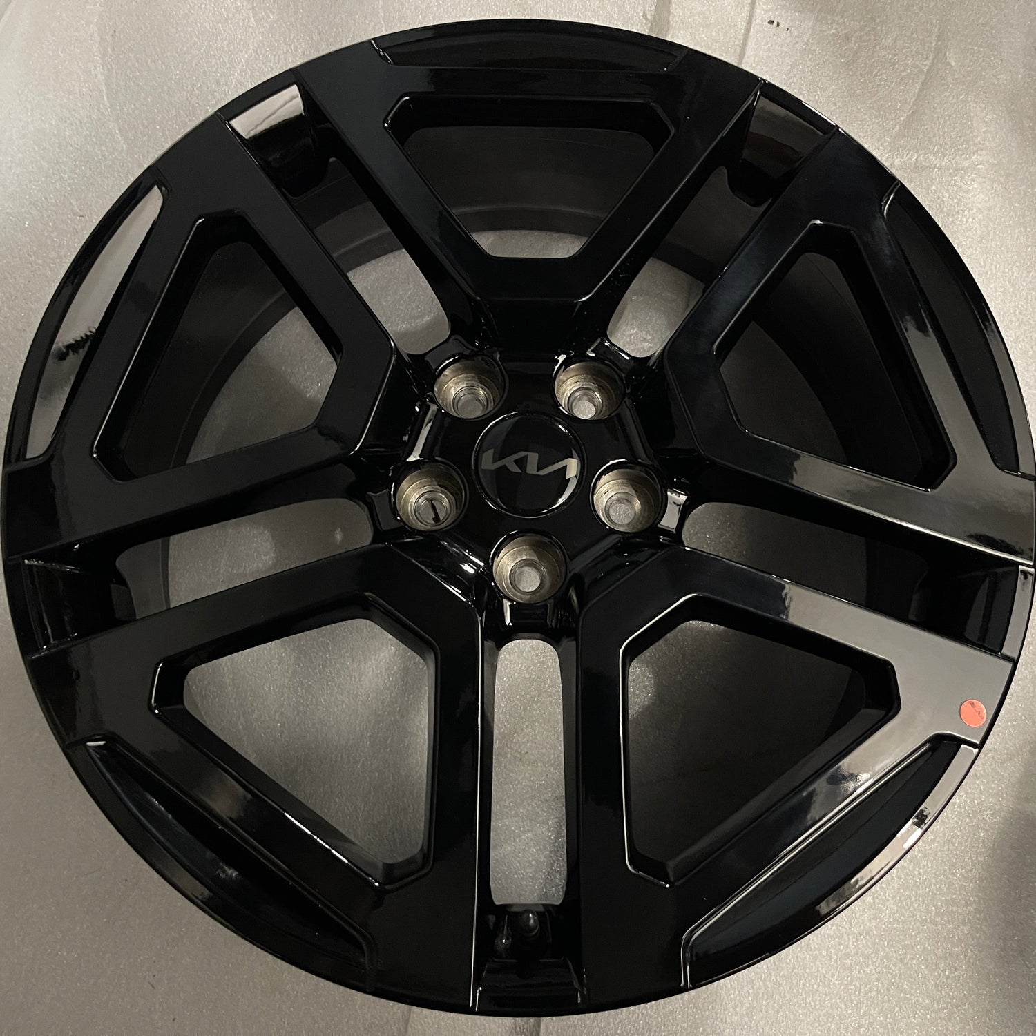 2023 2024 2025 2026 Kia Telluride OEM 20" Gloss Black Wheel Rim 20x7.5 5x114.3 +49.5mm | 52910-S9840 74721