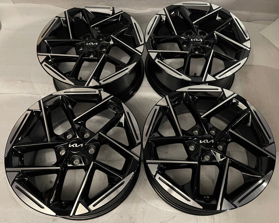 2025 2026 Kia K4 OEM 18" Black Machined Wheels Rims Set of 4 | 52910GG300 52910GG350