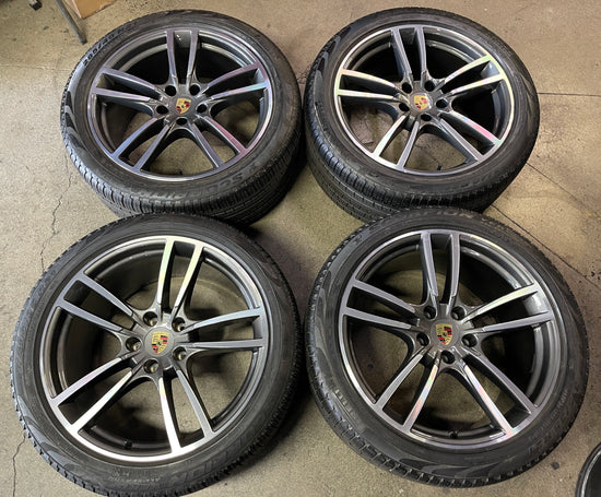 2019-2023 Porsche Cayenne 21" OEM Staggered Wheel & Tire Set – Dark Gray Machined (9Y0601025BK / 9Y0601025BL) Take-Offs