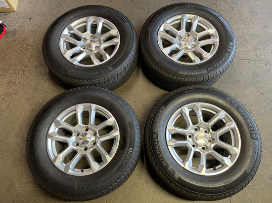 2026 Chevy Silverado Tahoe Suburban 1500 Factory 18 Silver Wheel Rim Tire Set of 4 OEM