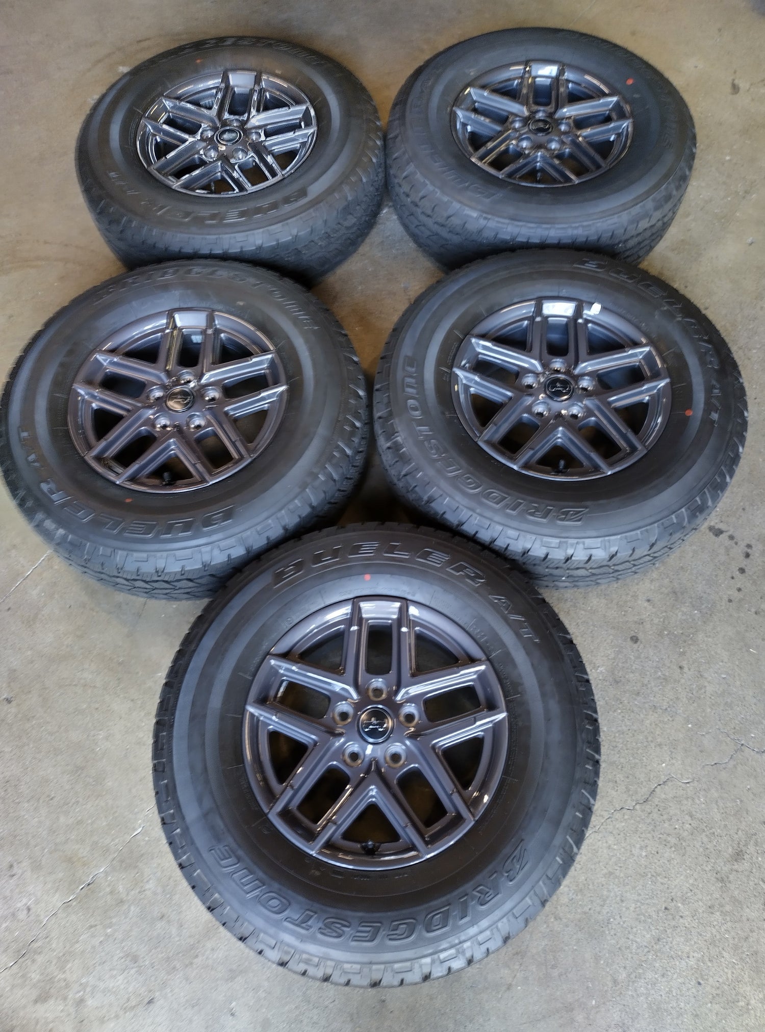 SoCal Wheels - 2025 Jeep Wrangler Factory 17 Inch OEM Charcoal Wheel Tire Set of 5 Take-Off
