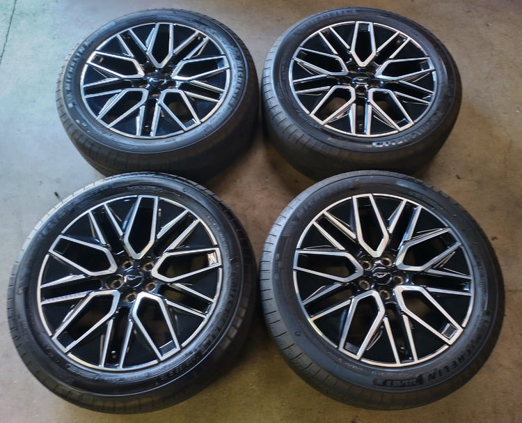 2021-2026 Ford Mustang Mach-E OEM 19" Machined Black Wheel Rim Tire Set of 4 | RJ8Z1007A 10677A
