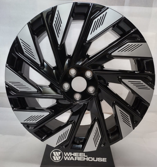 2024-2026 Lincoln Nautilus OEM 22 Inch Black Silver Wheel Rim Take-Off
