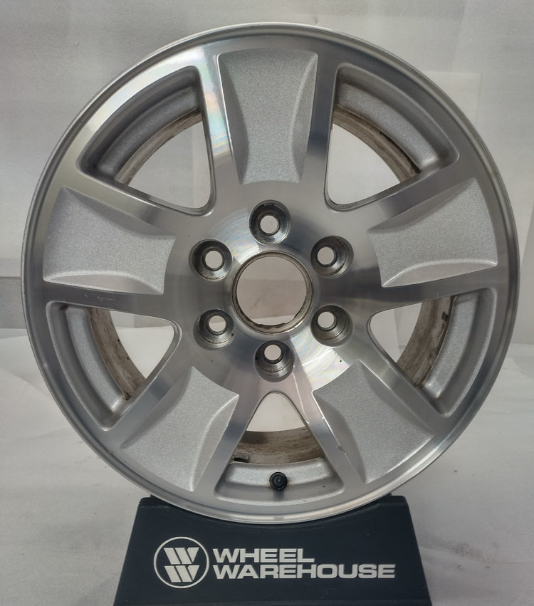 2014-2019 GMC Sierra 1500, Chevrolet Silverado 1500 and Tahoe OEM 17x8 machined face with silver pockets Wheel Rim, single used wheel, OEM 23173537, 20937960, 84711928, interchange 5657
