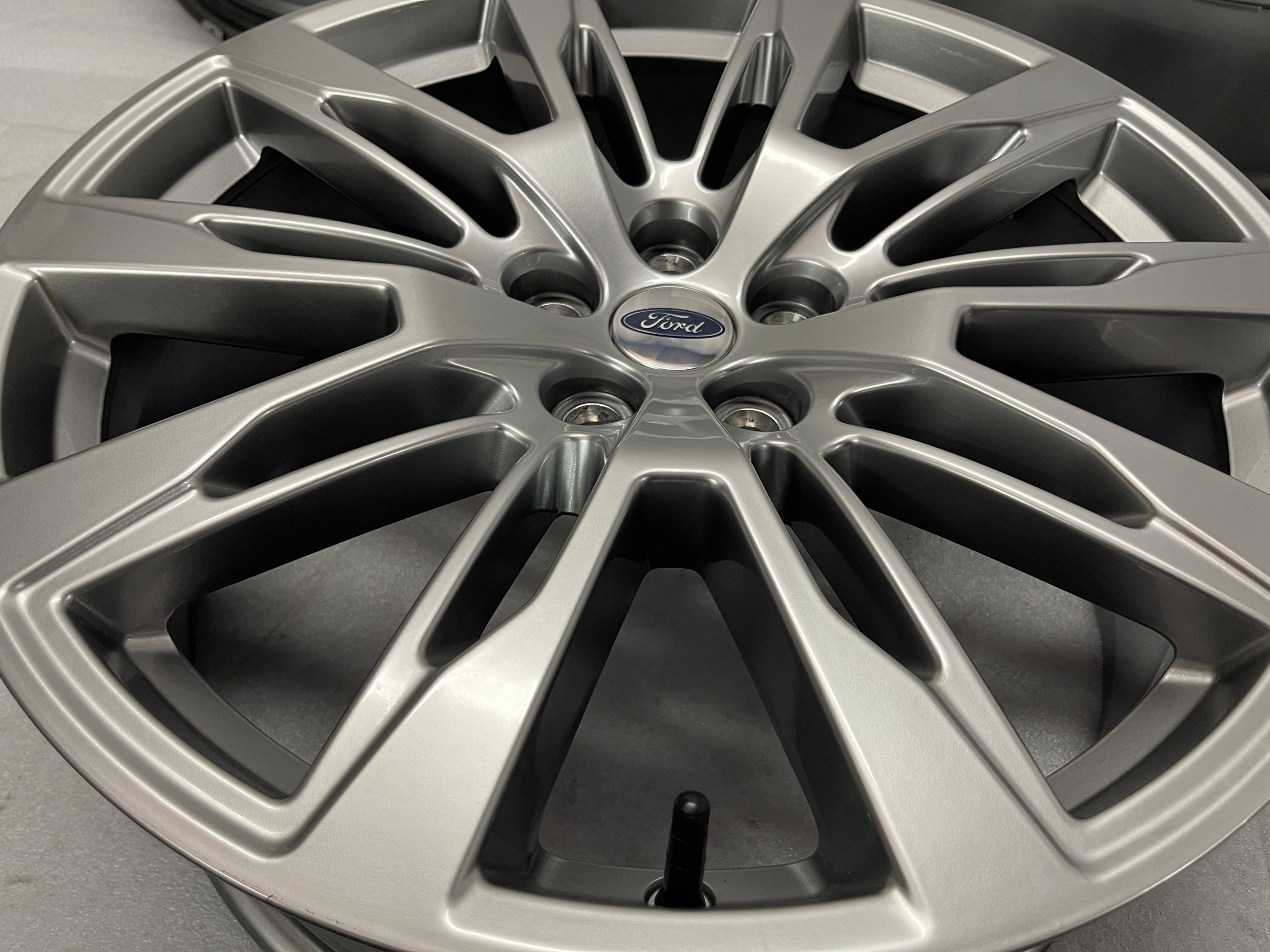 2020-2027 Ford Explorer OEM 20