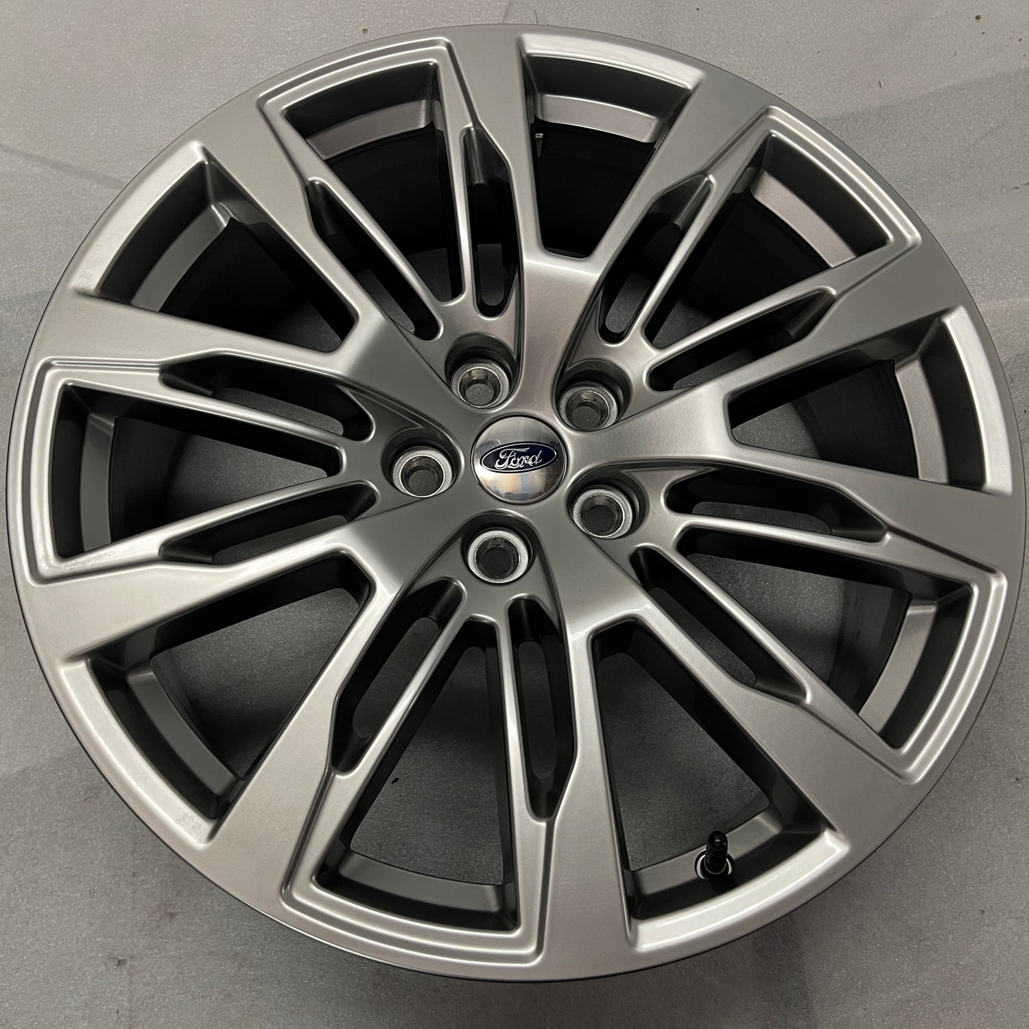 2020-2027 Ford Explorer OEM 20 inch Hyper Silver Wheel Rim Single
