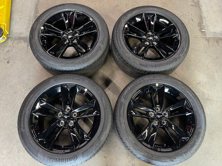 2024-2025 Ford Mustang GT OEM 18 Inch Gloss Black Wheel Rim Tire Set of 4 PR3C1007BA Continental ProContact TX
