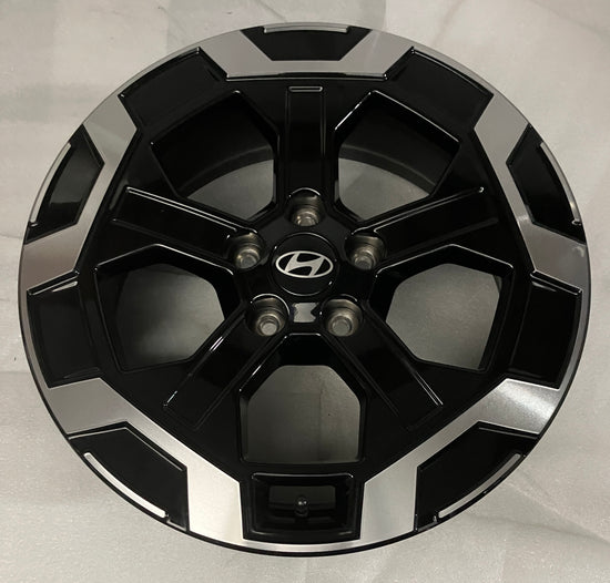 ONE 2024 Hyundai Santa Fe Factory 18 Wheel OEM Palisade Rim Tucson Single