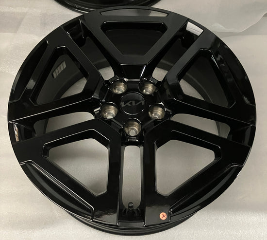 ONE 2025 Kia Telluride Factory 20 Wheel OEM Rim Black 52910-S9840