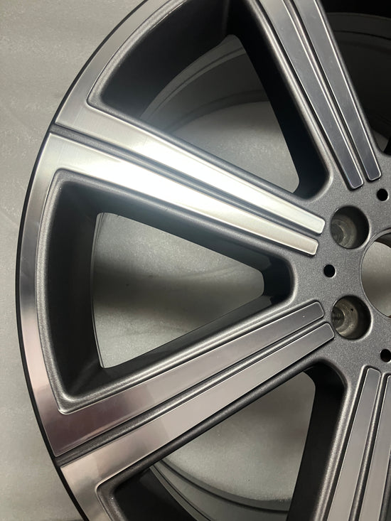 One single factory 2023 Mercedes Benz MBZ GSL63 20" Wheel Rim 85808 OEM 1674010900