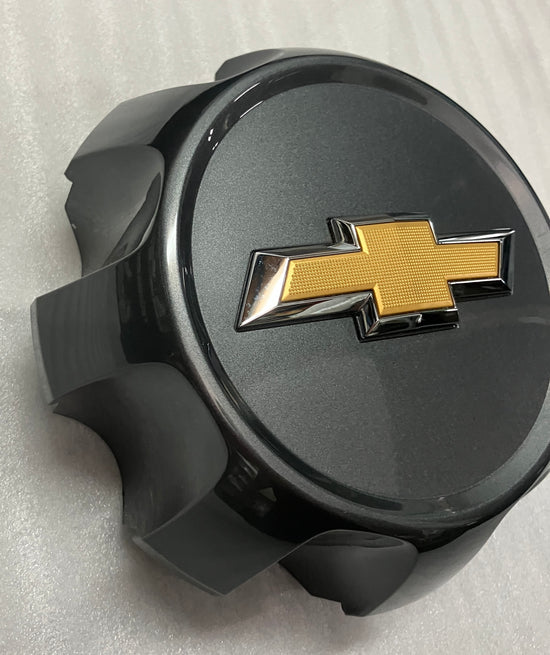 Single 21-25 Chevrolet Silverado 2500 3500 HD Gray OEM Center Cap 5960 84307949