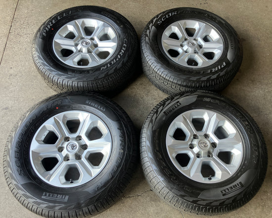 2023 Toyota 4Runner OEM 17x7 Silver Wheel/Rim Tire Set of 4 265/70R17 Pirelli Scorpion ATR | 6x139.7 +15 75153
