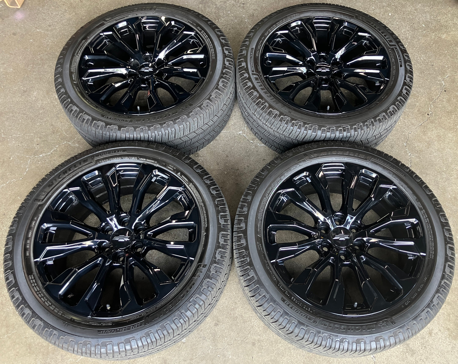 2012-2026 Chevy Silverado GMC Sierra 1500 Factory 22" Gloss Black Wheels & Tires Set of 4 OEM Refinished 87835098