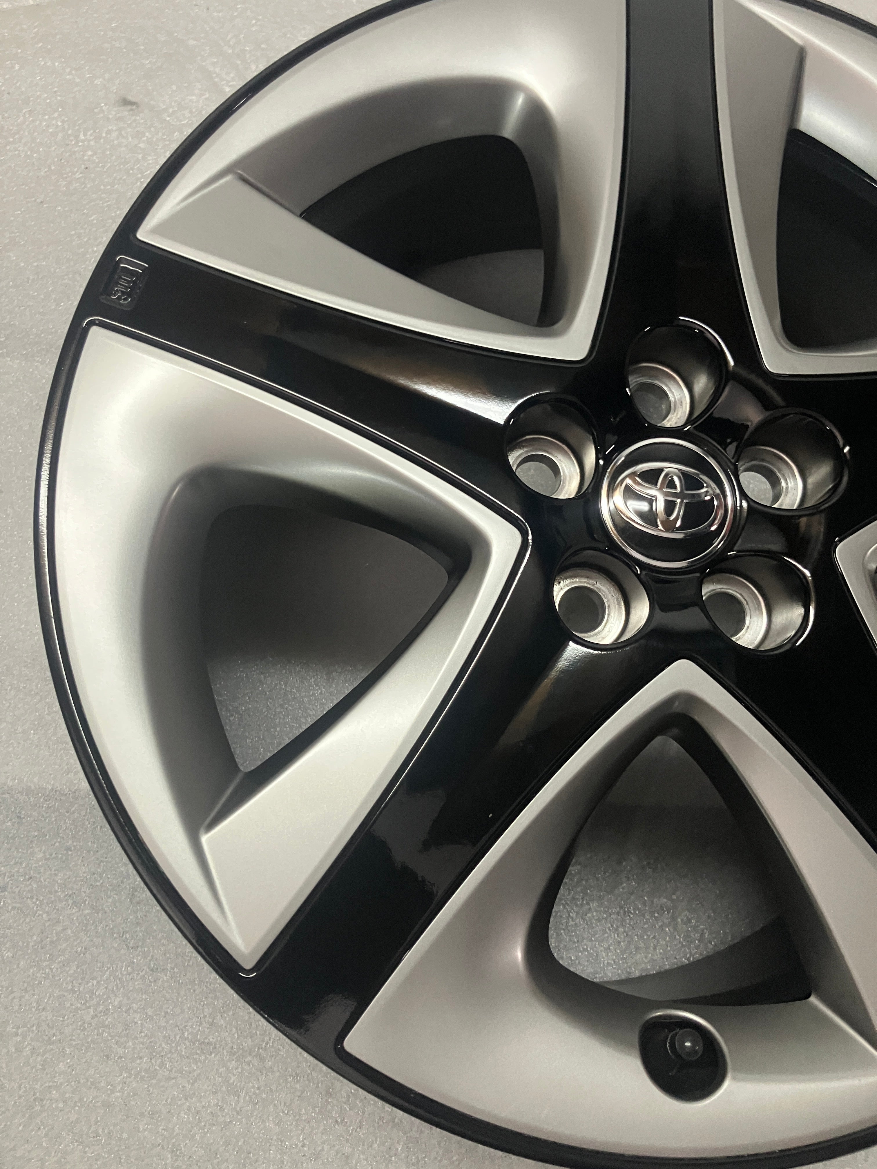 2016-2022 Toyota Prius OEM Wheel Rim 17x7 5x100 +50 Black – Socal