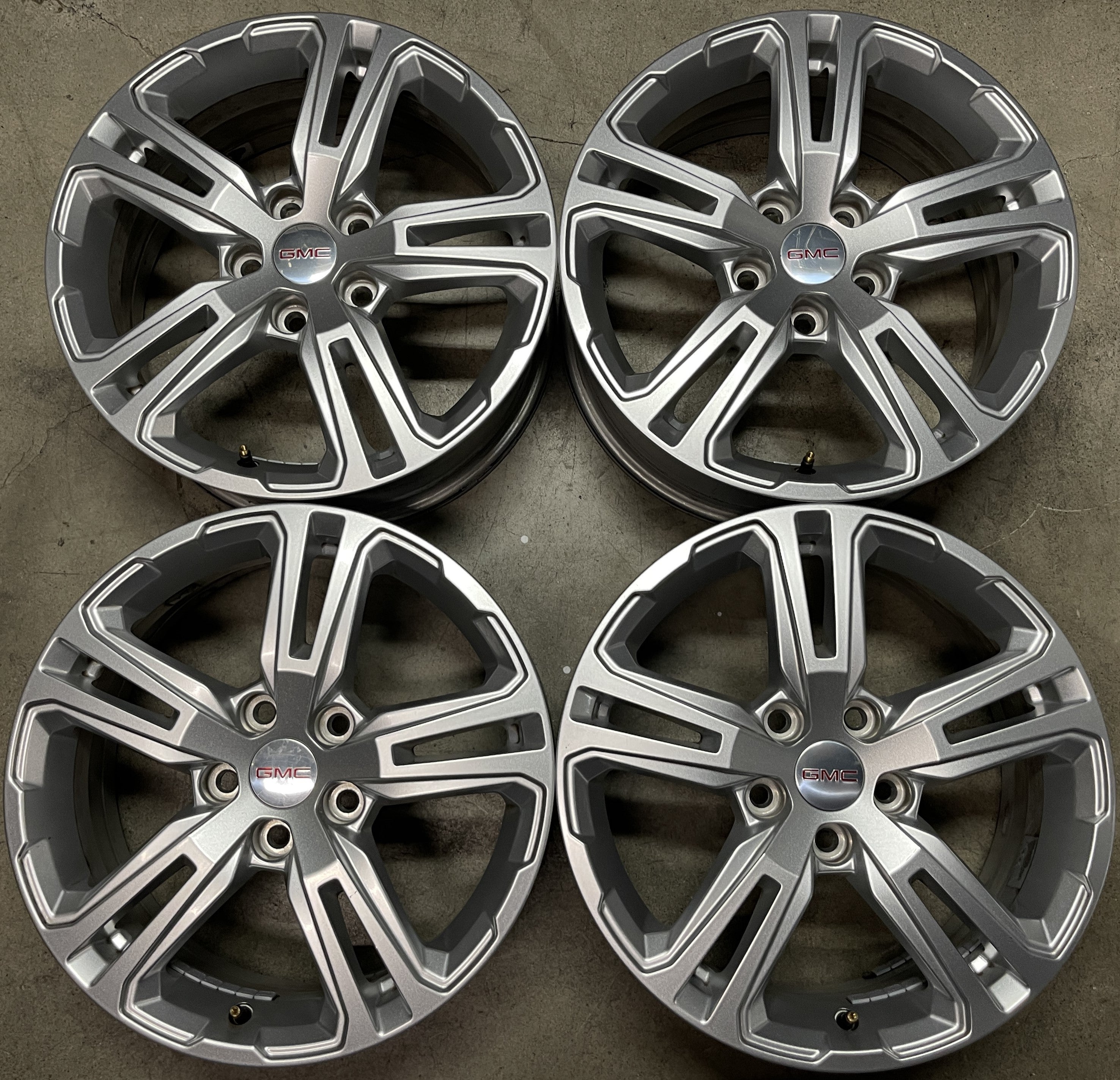 FOUR 2018 GMC TERRAIN FACTORY 17 WHEELS OEM 5833 RIMS 23354524 – scwoem