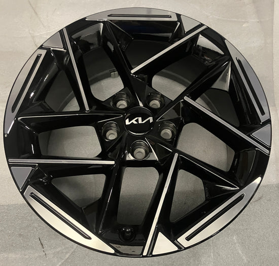 2025 2026 Kia K4 OEM 18" Black Machined Wheel Rim 18x8 5x114.3 +56mm | 52910GG300