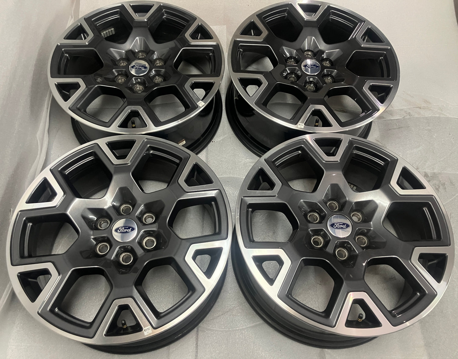 OEM Ford F150 Expedition 20" Machined Gray Wheel Set — Full Set View
