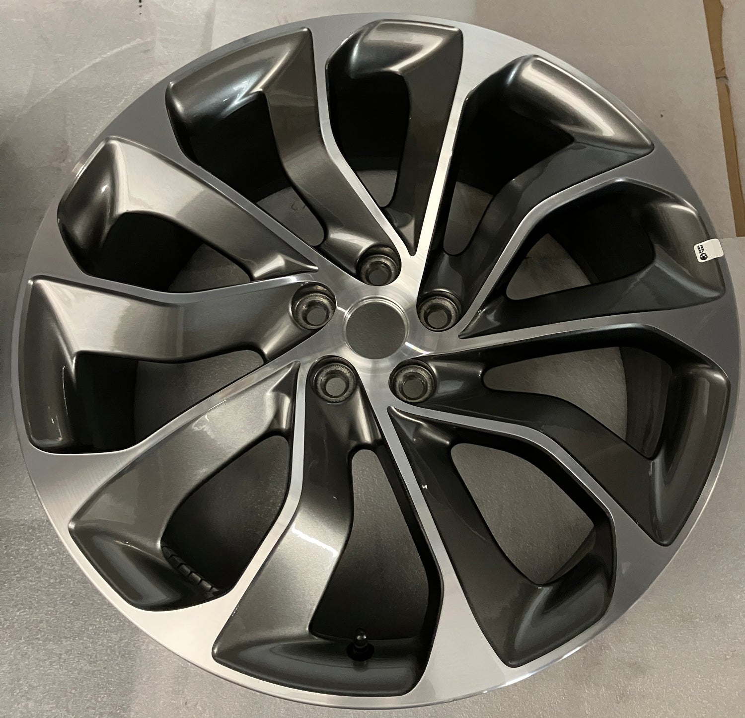 2020 2021 2022 2023 2024 2025 2026 Lincoln Aviator OEM 21 inch Machined Gray Wheel Rim LC5C1007E1A 10239