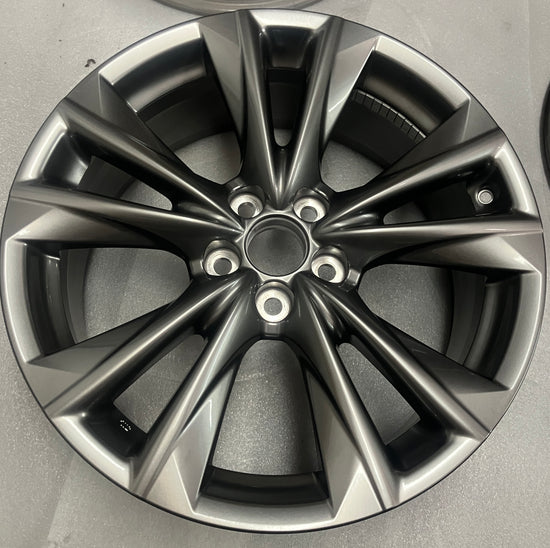 OEM 19" Lexus ES250 ES350 Hyper Silver Wheel Rim 19x8 | 4261106190 | 2019–2021 Take-Off