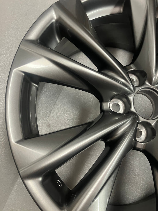 OEM 19" Lexus ES250 ES350 Hyper Silver Wheel Rim 19x8 | 4261106190 | 2019–2021 Take-Off