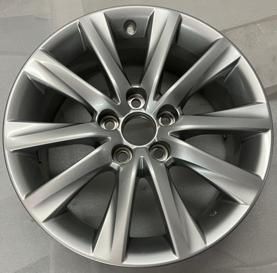 OEM Lexus IS200T IS250 IS300 IS350 17" Silver Wheel Rim — Face View