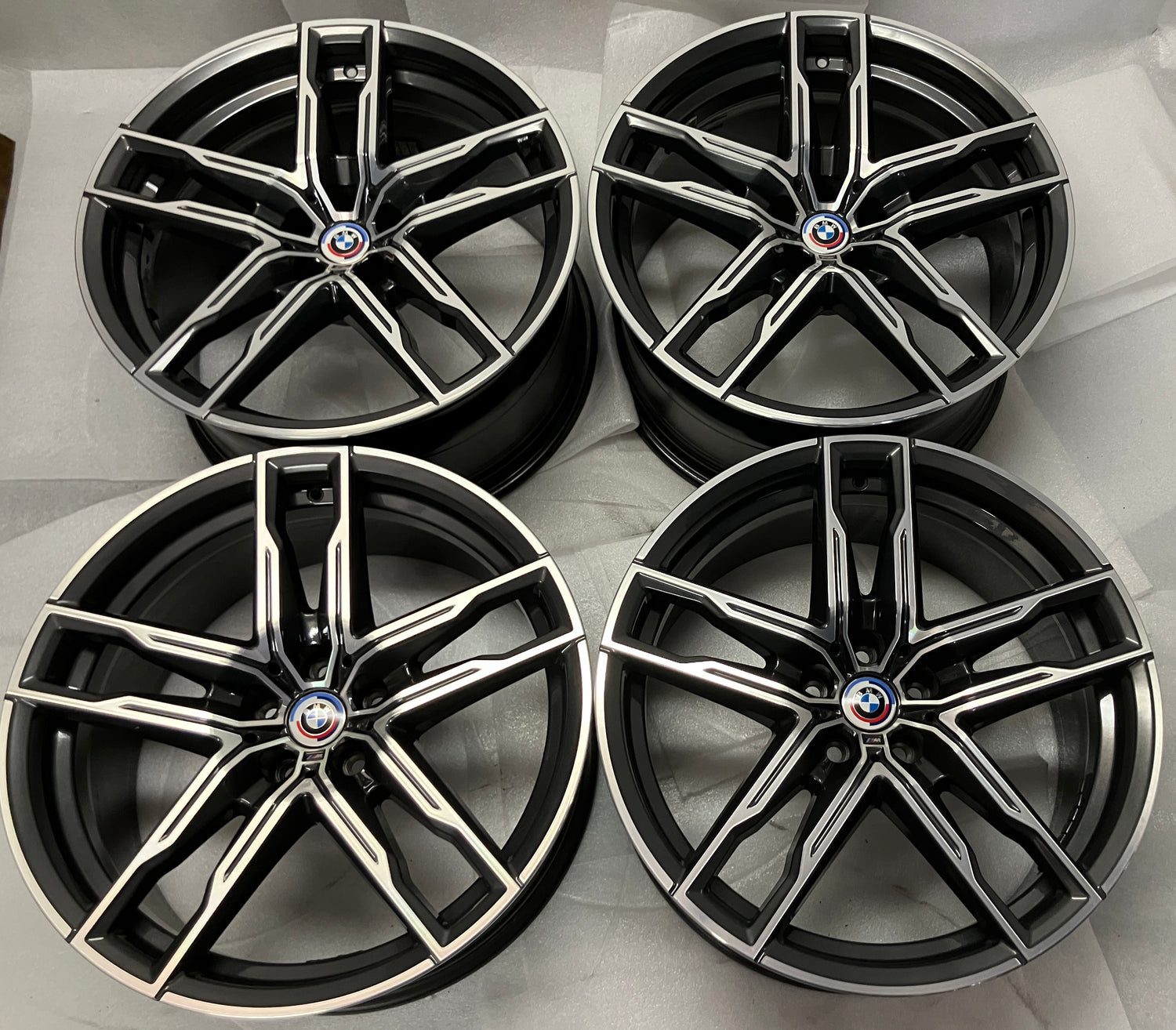 2022-2025 BMW M5 M8 Factory 20" Machined Charcoal Wheel Rim Set of 4 OEM Original Staggered 36118089562
