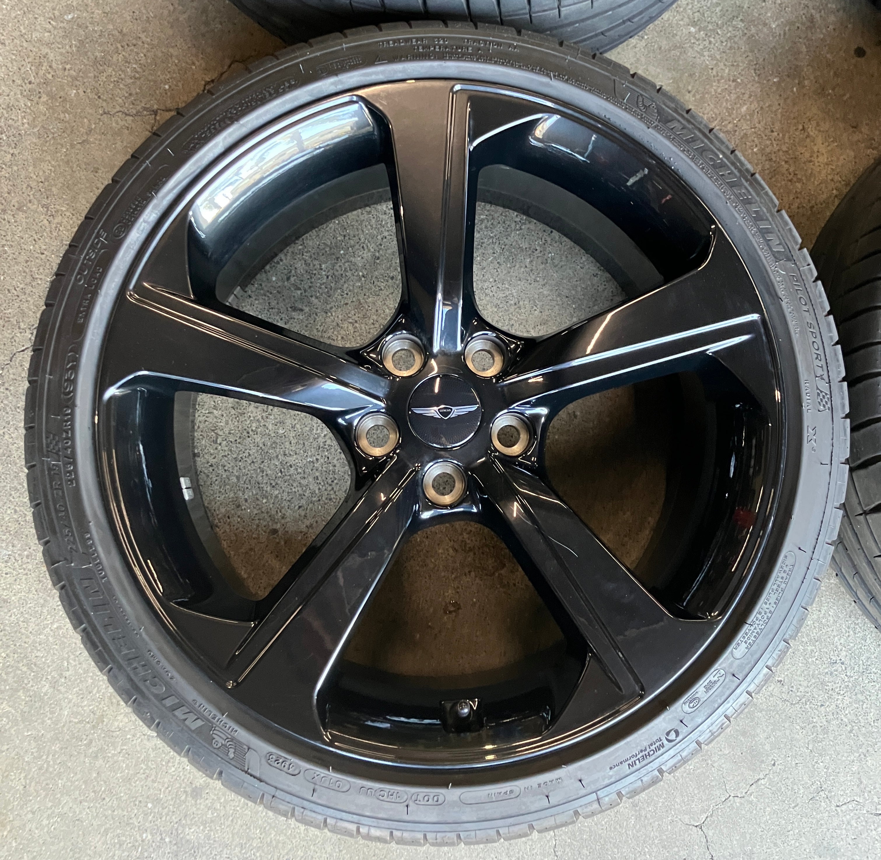 2019-2024 Genesis GV70 Factory 19