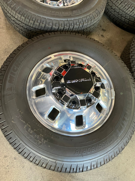 Six 2025 GMC Sierra 3500 HD Denali Dually Factory 18 Wheels Tires Rims OEM 8x210