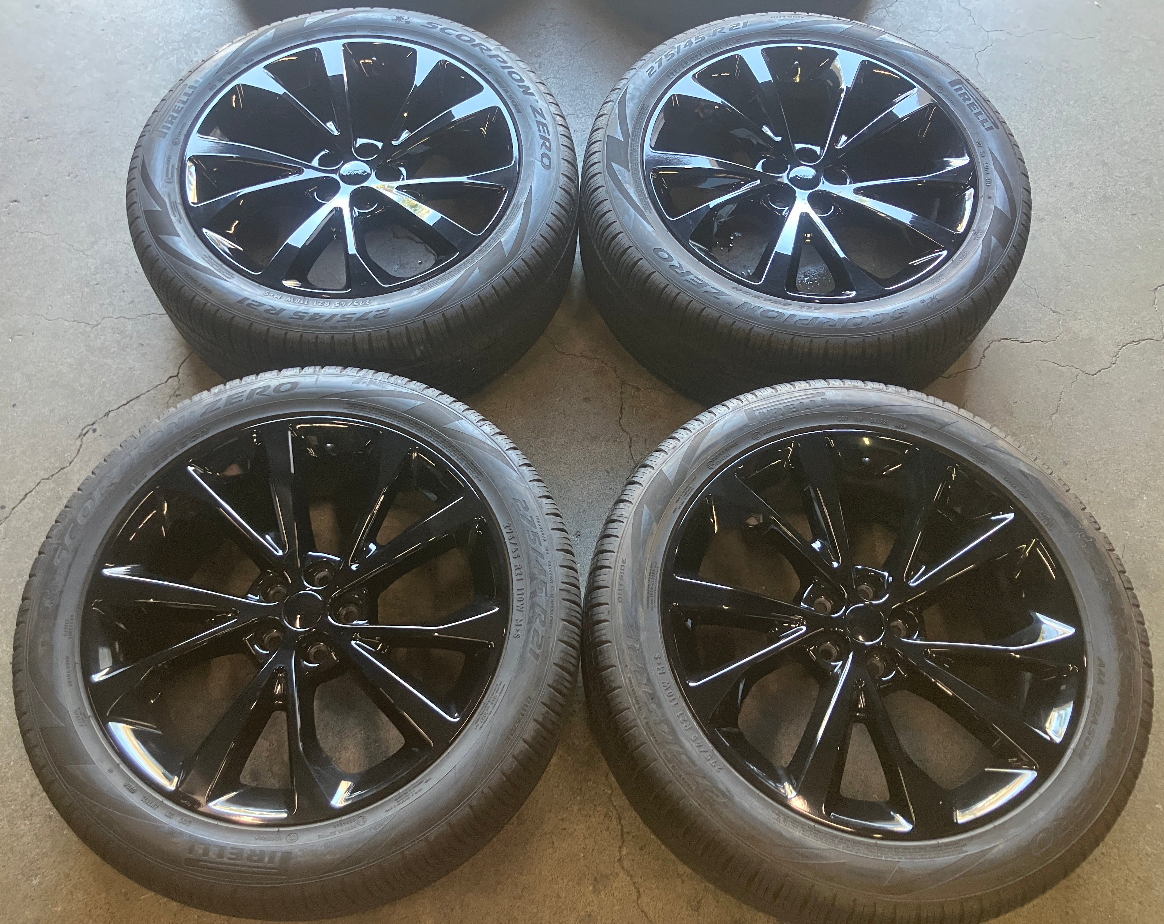 2020-2024 Ford Explorer OEM 21
