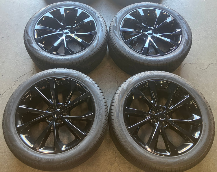 SoCal Wheels - 2020-2024 Ford Explorer OEM 21" Gloss Black Wheel Rim Tire Set of 4 Used/Reconditioned | MB5Z1007AA 10476
