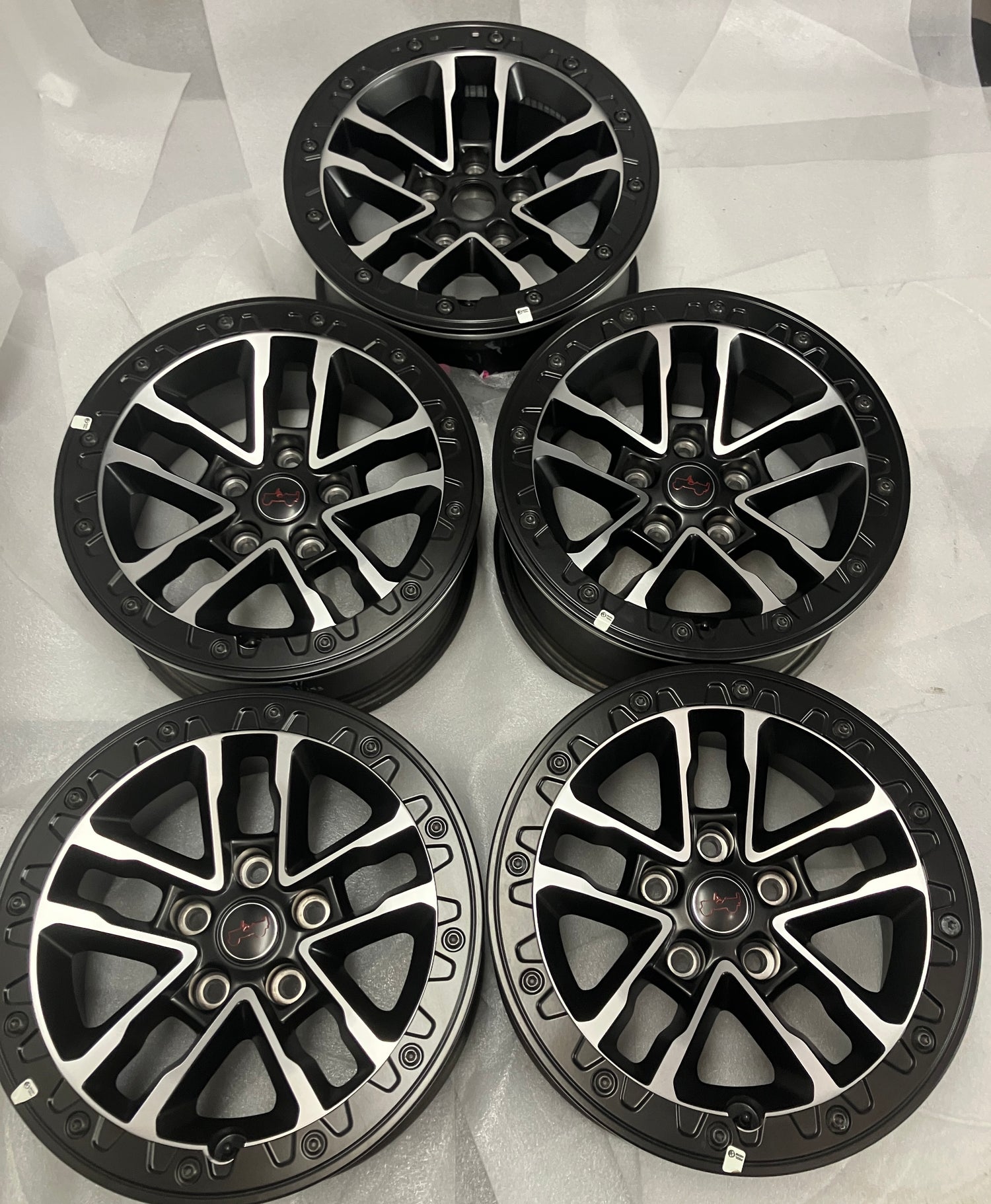 2025-2026 Jeep Wrangler Rubicon X392 Factory 17" Black Silver Beadlock OEM Wheel Rim Set of 5 | 04755611AA 9329
