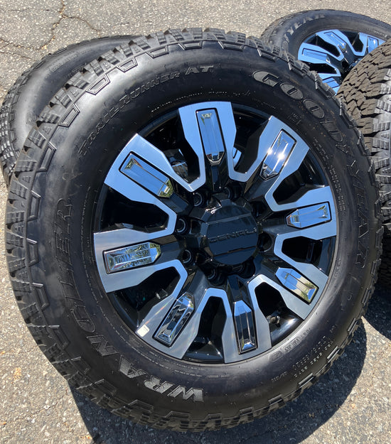 2025 Factory GMC Sierra Denali HD2500 Wheels Tires OEM 84830459 GDY LT275/65R20