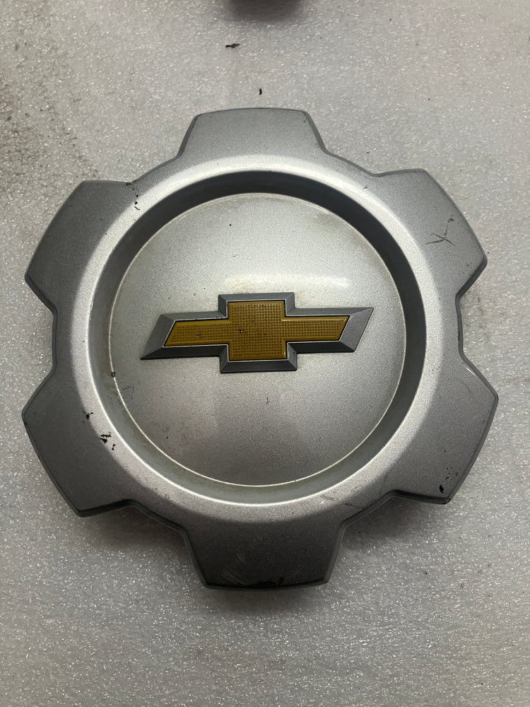 SoCal Wheels - 2015-2020 Chevy Colorado OEM Silver Center Cap 16 Inch Steel Wheel Single
