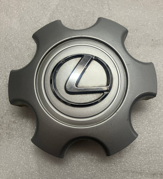 SoCal Wheels - 2003-2009 Lexus GX470 OEM Silver Center Cap 17 Inch Wheel Single
