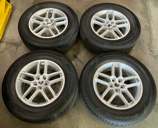 SoCal Wheels - 2025-2026 Ford Explorer 18 Inch OEM Silver Wheel Tire Set of 4 Take Off