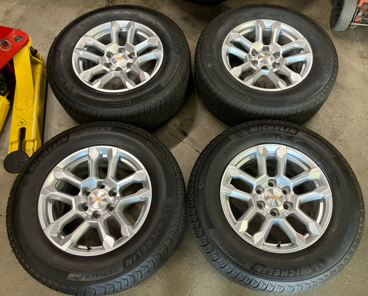 2024-2026 Chevy Silverado Tahoe Suburban 1500 OEM 18" Silver Wheel Rim & Michelin Primacy LTX DT2 265/65R18 Tire Set of 4 | 84775274
