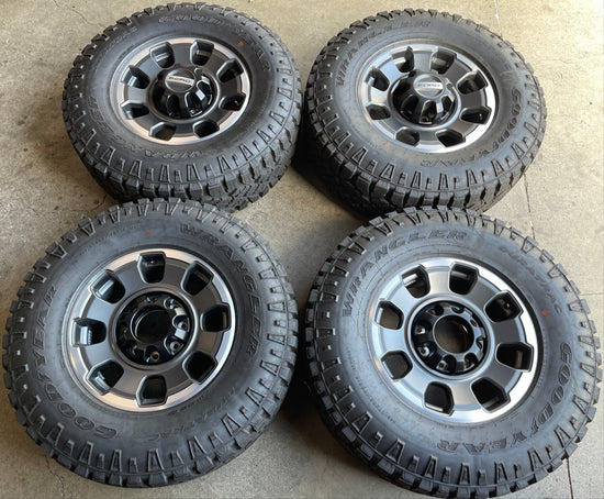 Sold 2025 Ford F250 F350 Tremor Lariat Factory 18 Wheels Tires Oem Rims Gray LT285/75/18 GDY
