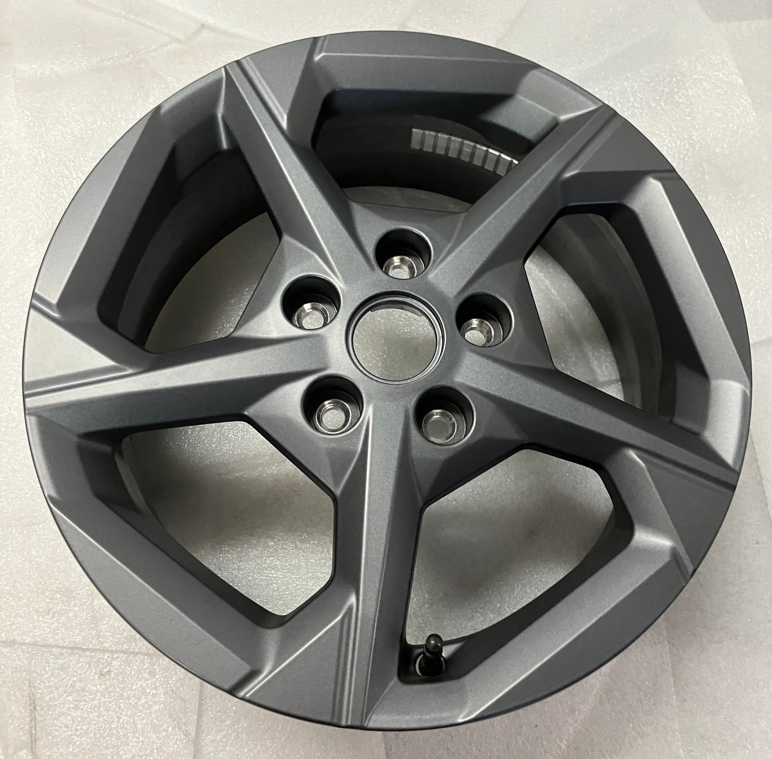 2024-2025 Kia K4 OEM 16" Charcoal Single Wheel Rim | 52910-GG100
