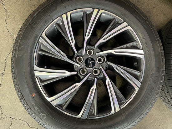 2025 Lincoln Aviator Factory 20 Wheels OEM Tires Rims RC5C1007C1A Michelin 2555520