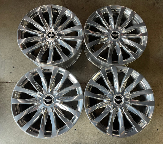 Sold Four 2024 2025 Cadillac Escalade Platinum Factory 22 Wheels OEM Rims 87835102