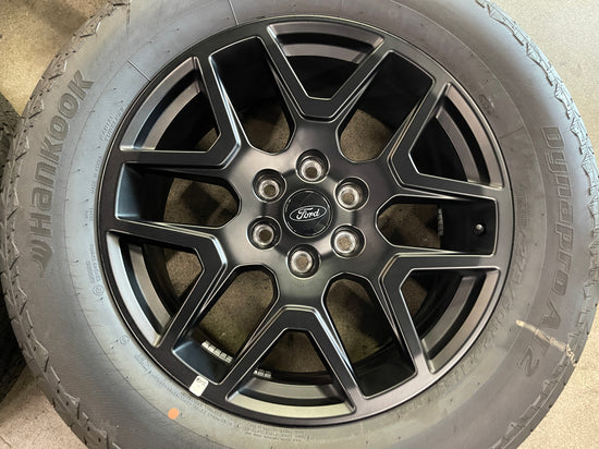2025 Ford F150 Factory 20 Wheels Tires OEM RIMS RL341007G Black Hankook AT 275/60/20