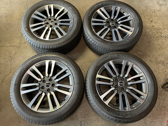 Four 2024 Range Rover Factory 21 Wheels Tires Rims OEM M8E2DB Michelin 275/50/21 M8E2DB