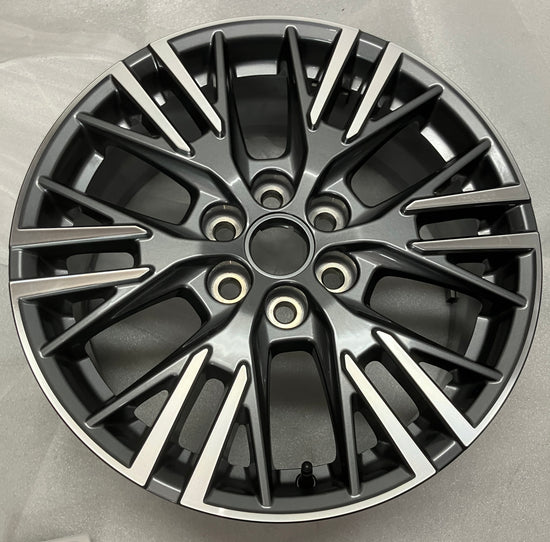 2024 2025 2026 Chevy Traverse OEM 18" Machine Dark Gray Wheel Rim Single 84886628 14153
