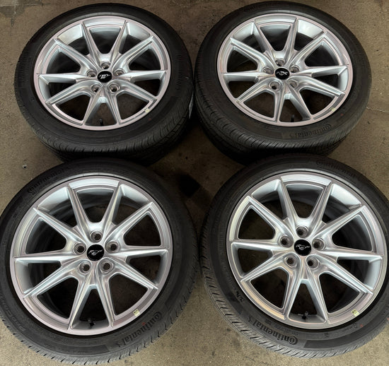 Sold 2025 Ford Mustang GT Factory 19 Wheels Tires Rims Silver OEM PR3C1007CA 255/40/19