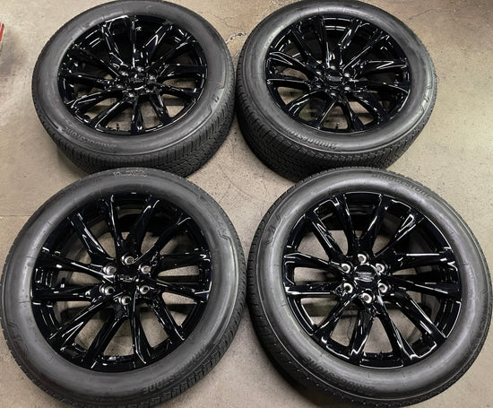 2025 Cadillac Escalade factory 22 Wheels Tires OEM Rims Platinum Onyx Black 84653998