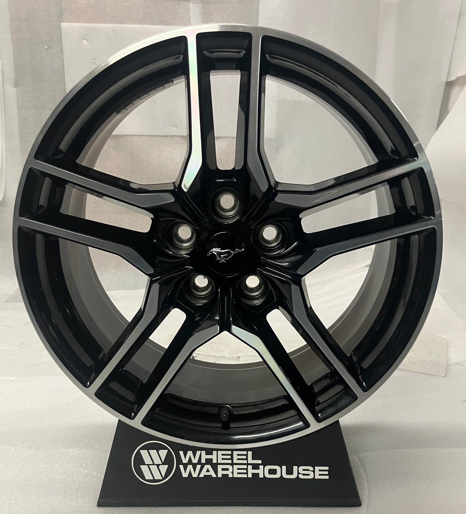 SoCal Wheels - 2018-2023 Ford Mustang OEM 18 Inch Machined Black Wheel Rim
