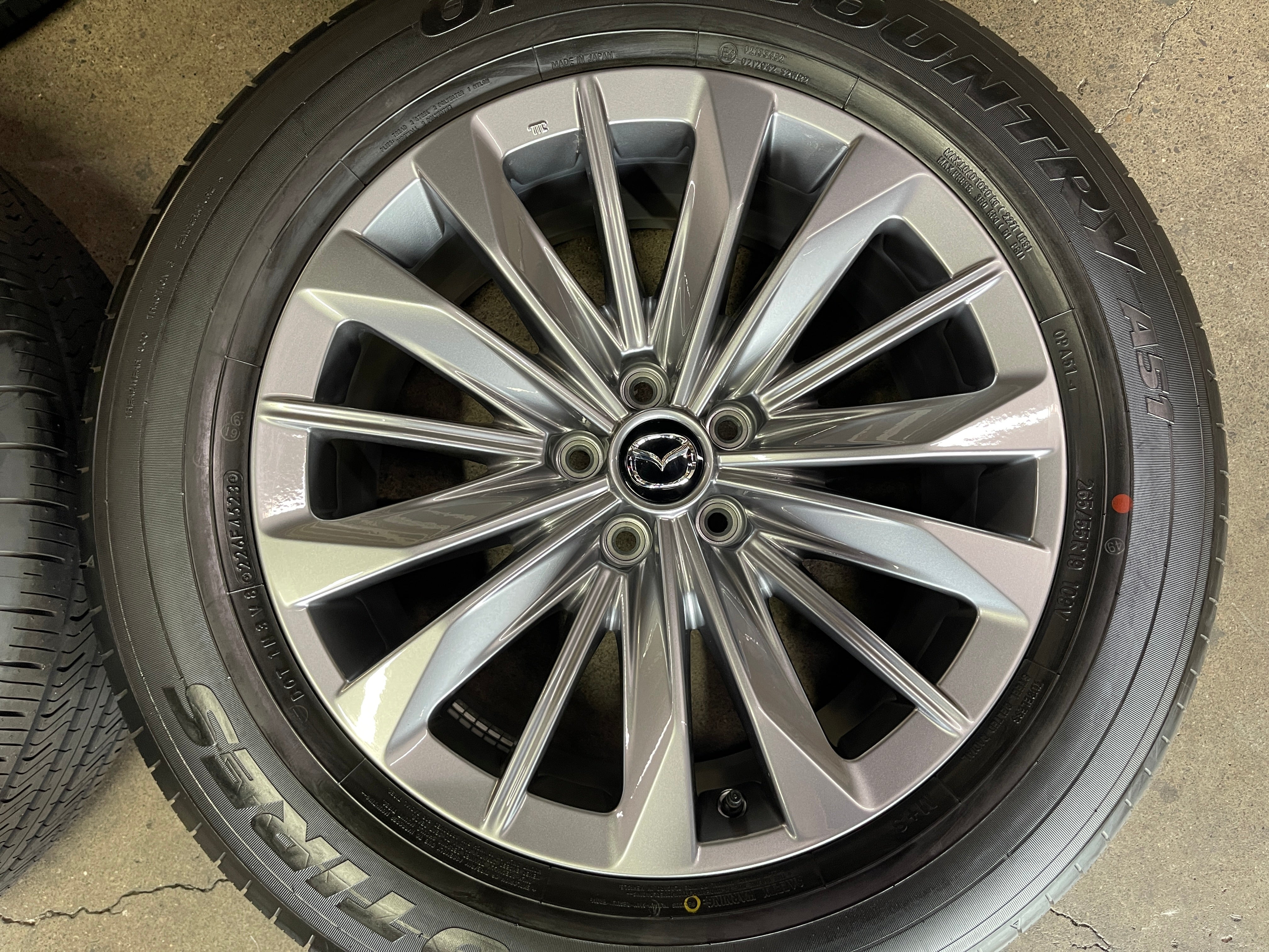 純正マキシマ　ホイール 激安 4本セット】日産 マキシマ A35 純正 アルミホイール 中古品 18
