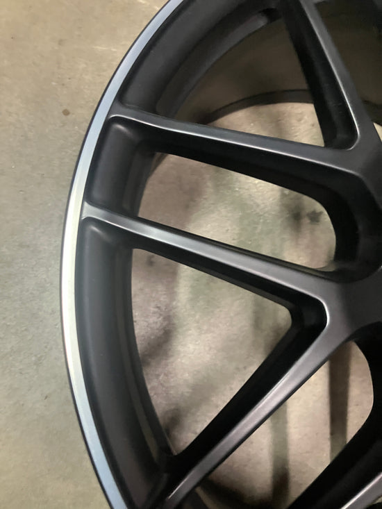 Single (1) Factory 2020-2025 Mercedes GLE53 GLE63 AMG 22 FRONT Wheel A1674015601